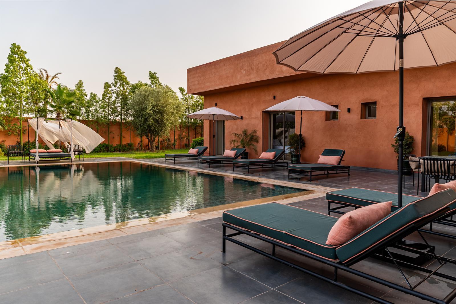 Villa Izia Marrakech – villa de luxe 6 chambres, piscine chauffée & grand jardin - Photo 1